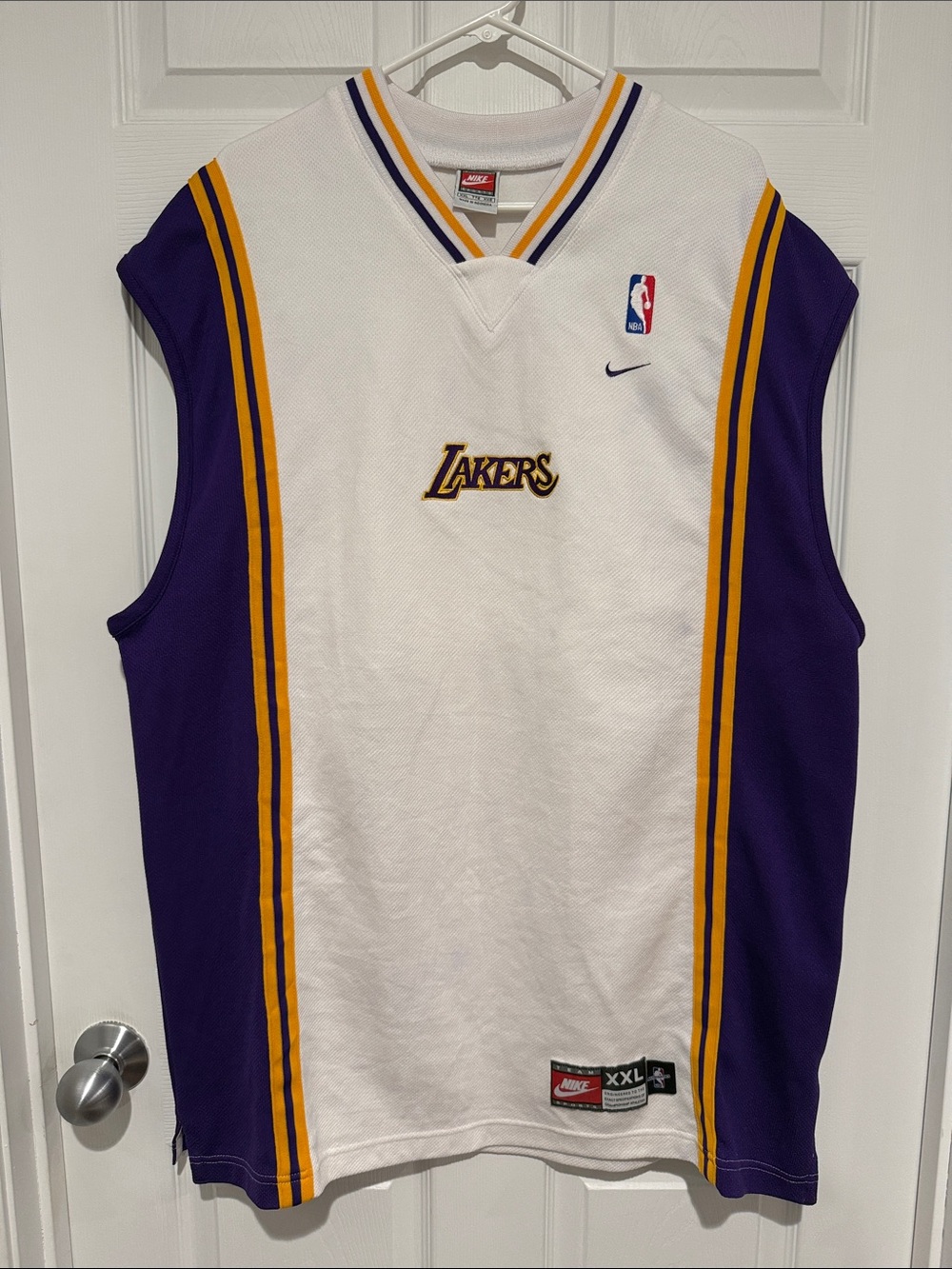 Vintage Nike Los Angeles Lakers Basketball Jersey XXL